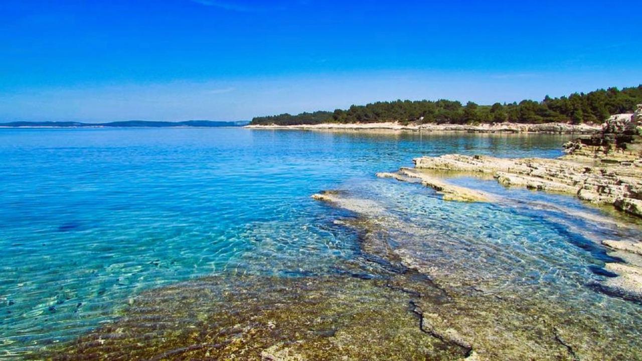 Holiday Home Zora - Family Vacation House Near Protected Area Of The Nature Park Kamenjak, With Green Yard, Wifi, Air-Con Premantura Exterior foto